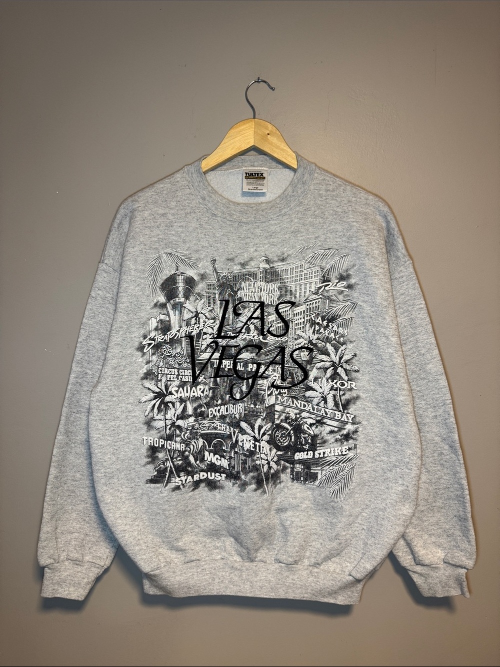 Vintage Las Vegas Crewneck / Large / 1990s